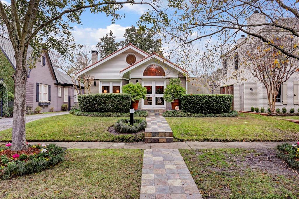 2120 Wroxton