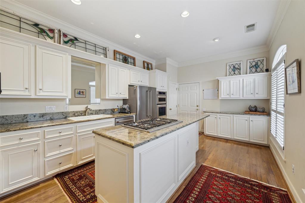 2621 Westgate Street