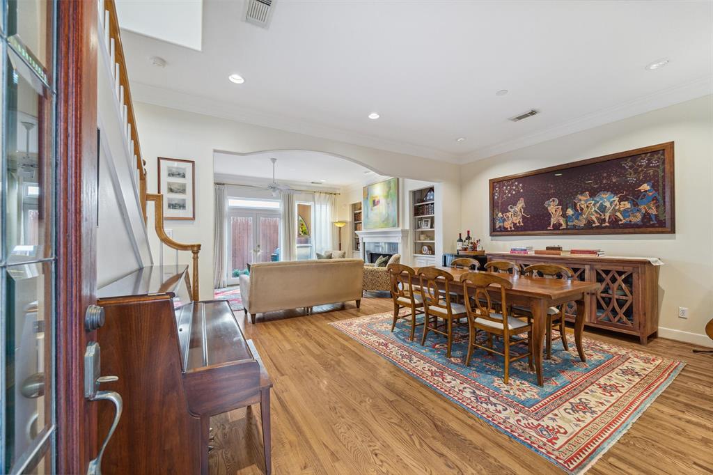 2621 Westgate Street