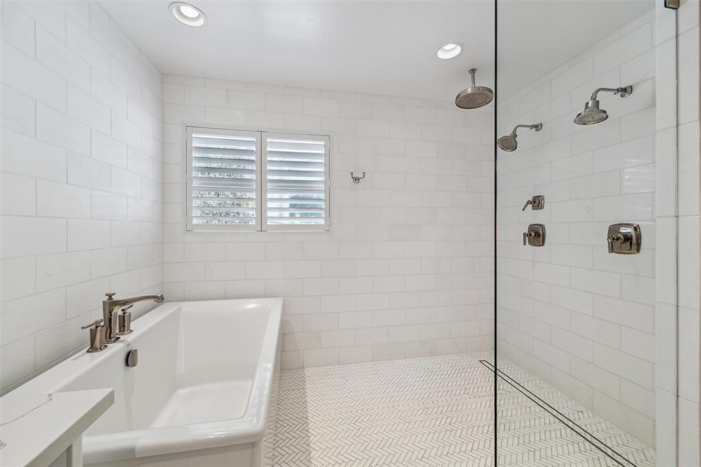 2621 Westgate Street