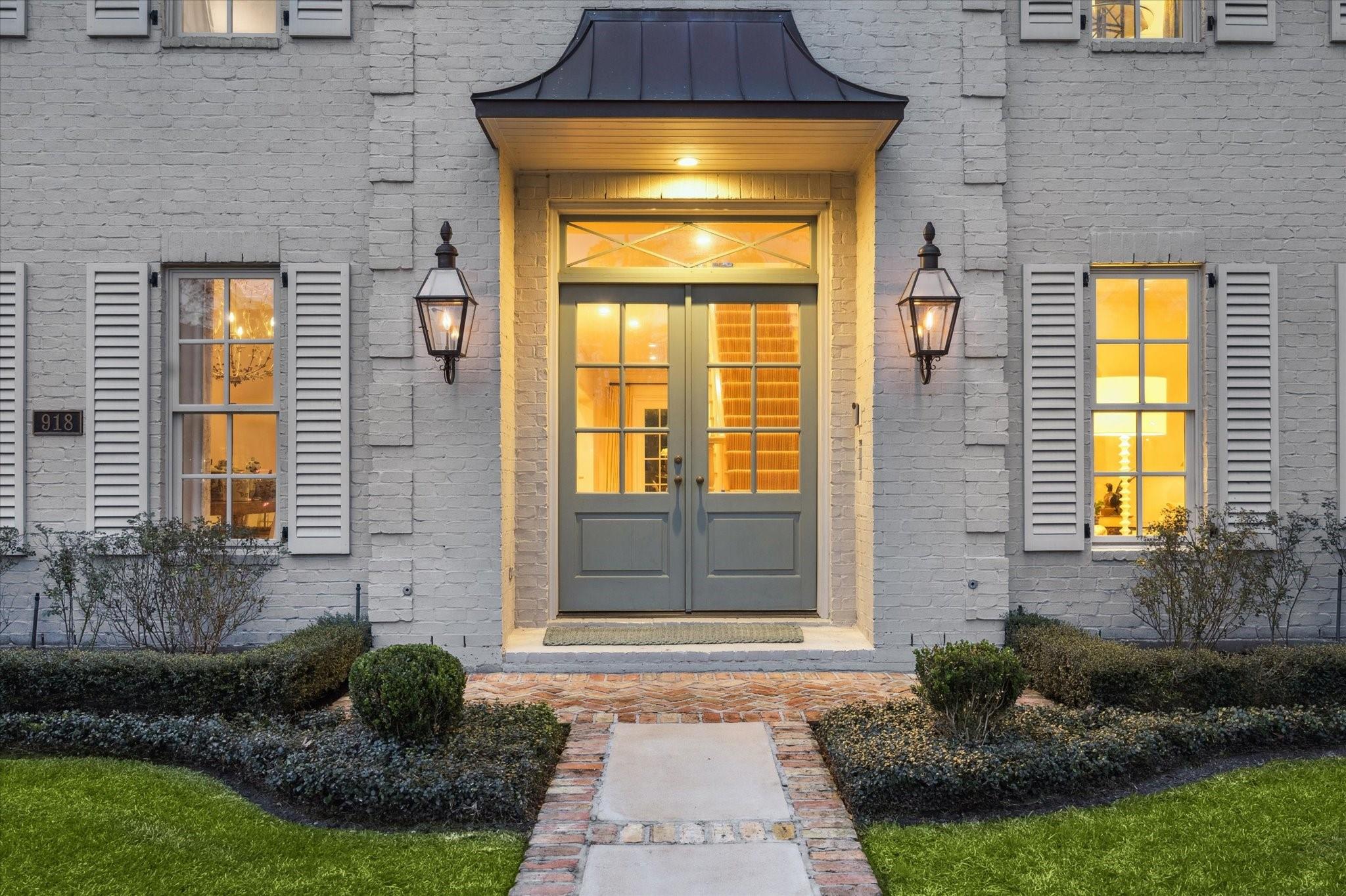 918 Flint River Drive