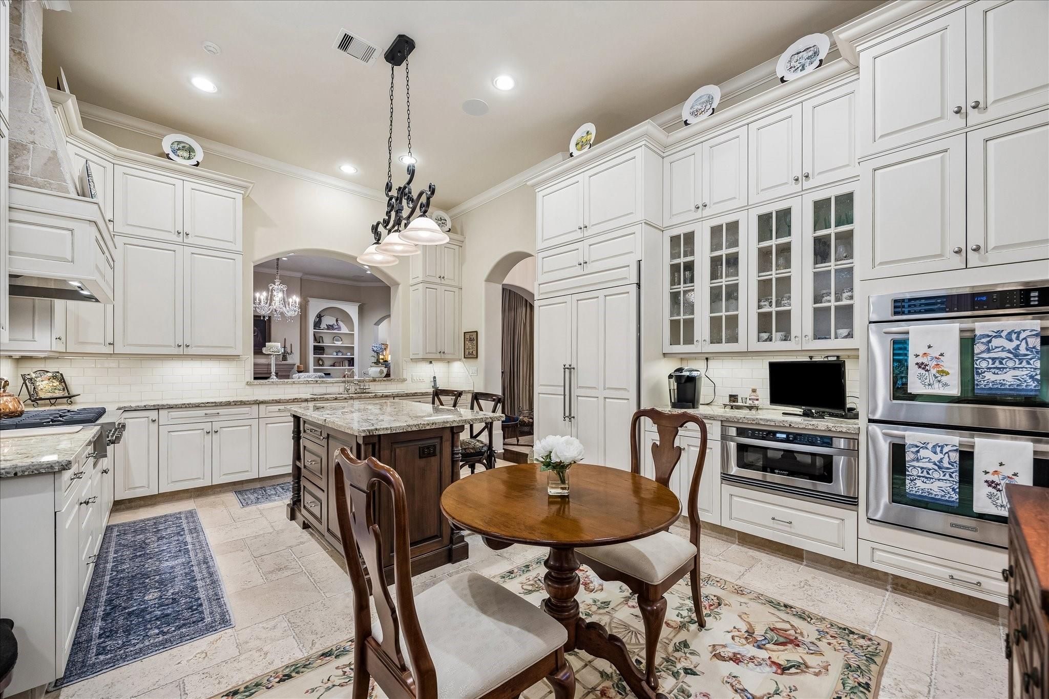 1101 Longmont Place Court