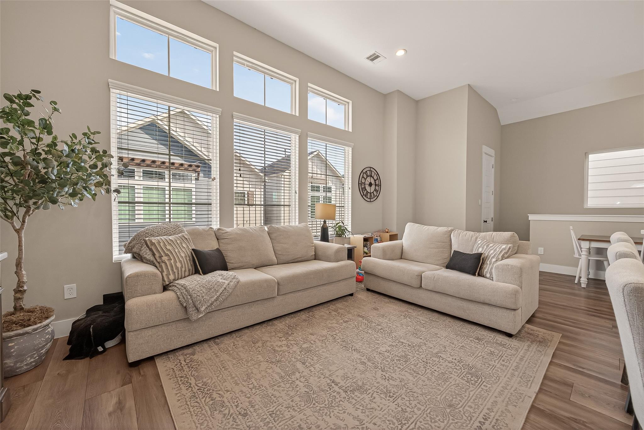 7707 Kivu Lane