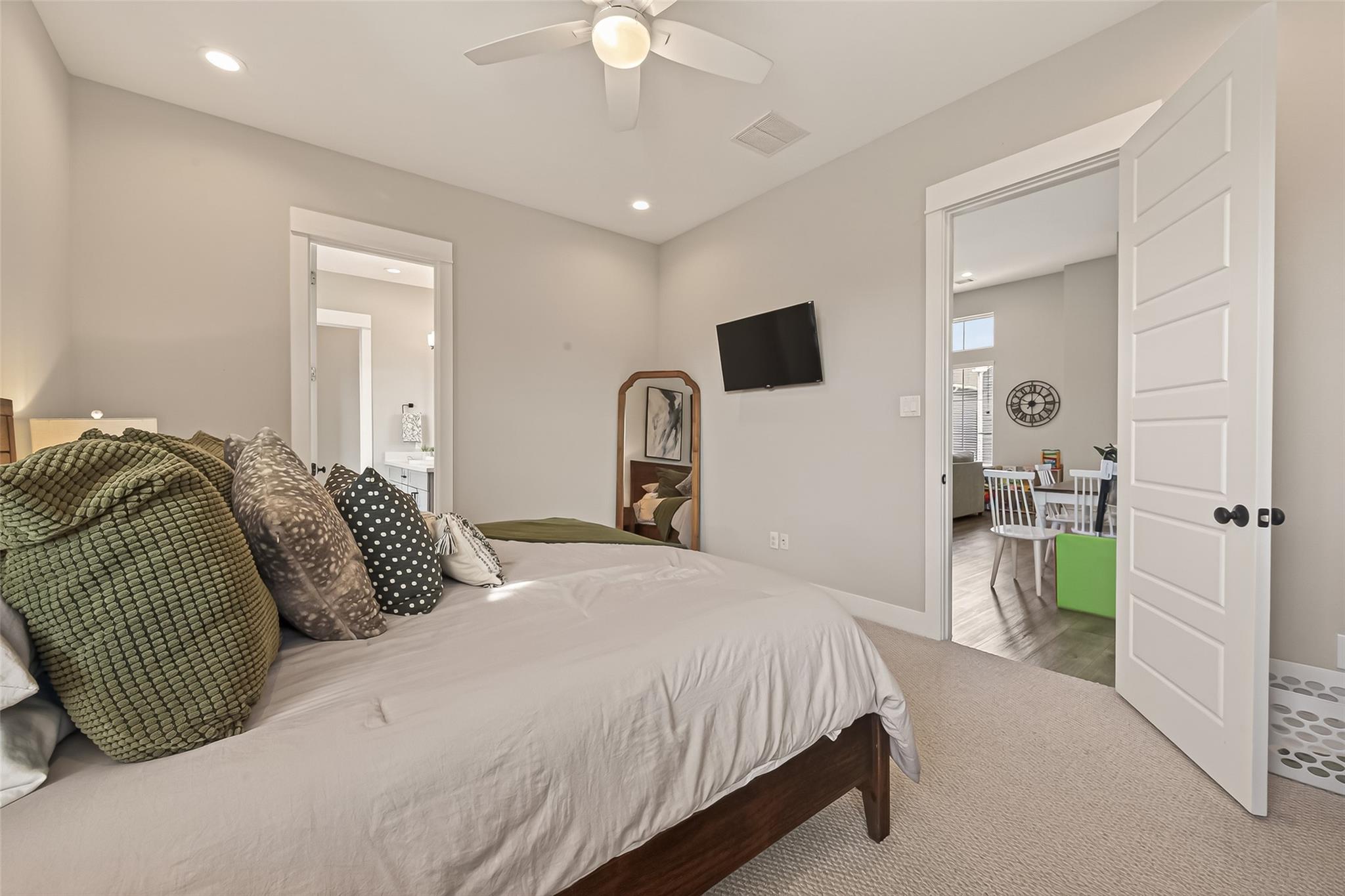 7707 Kivu Lane