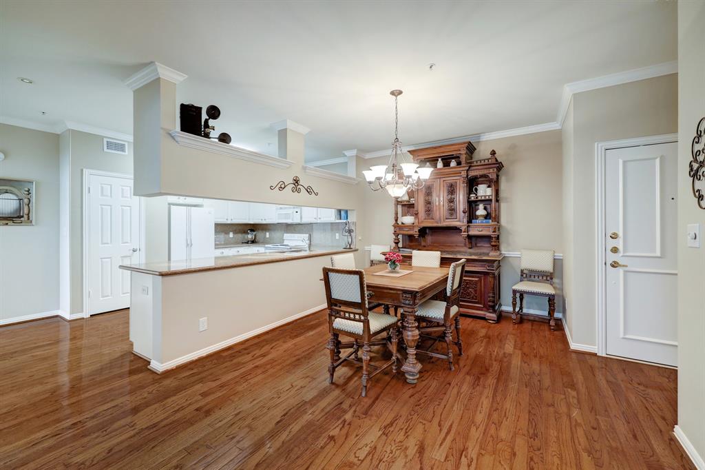 2111 Welch Street # A203