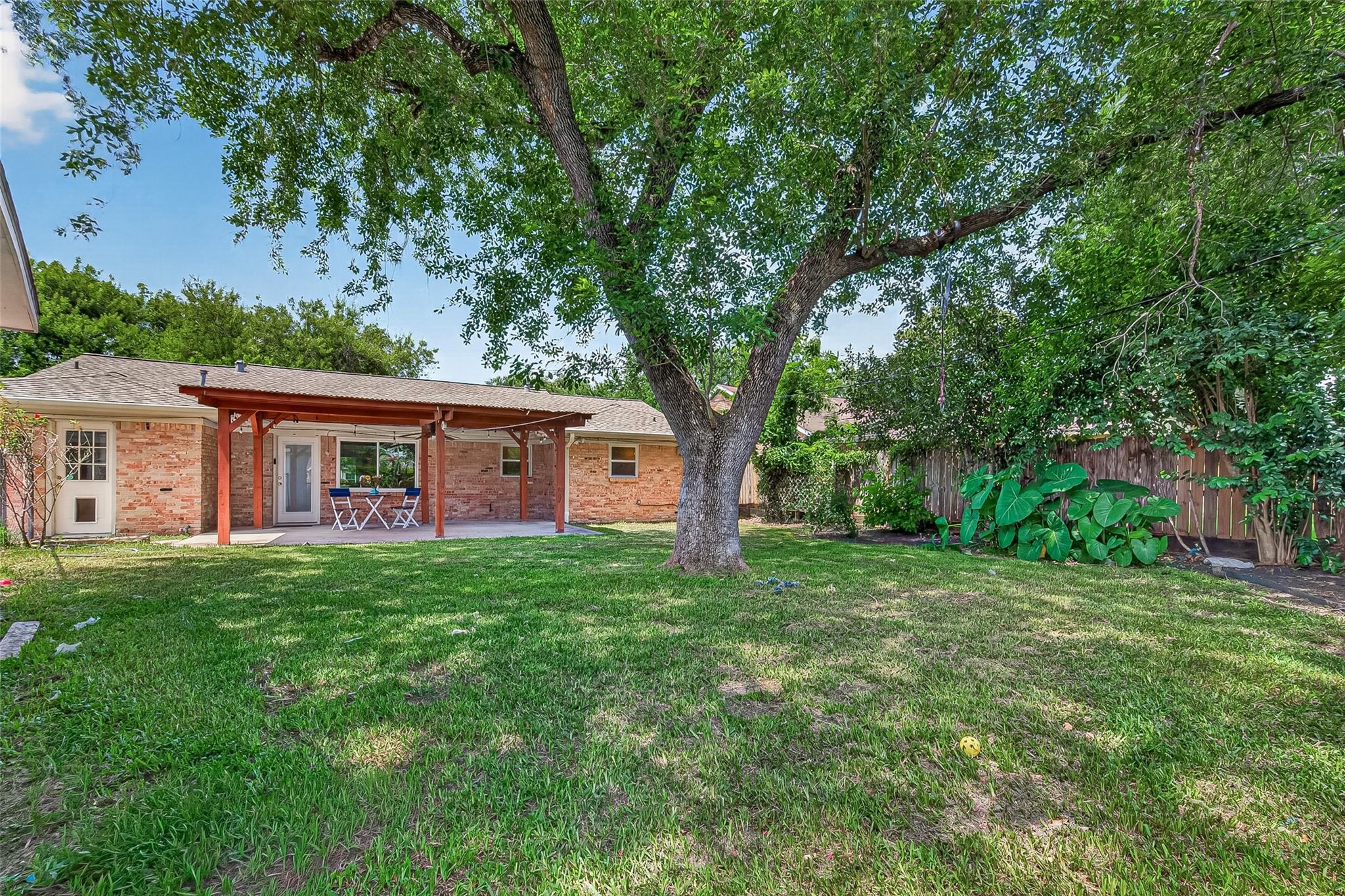 6011 Benning Drive
