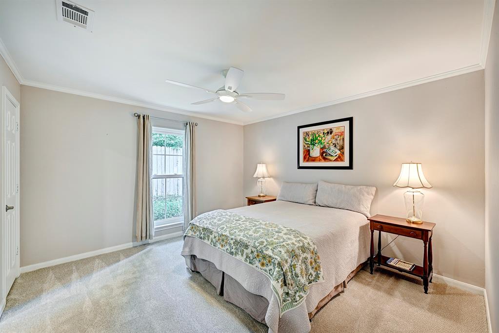 1006 Briarbrook Drive