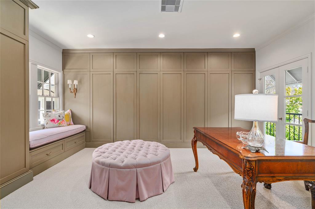 3928 Coleridge Street