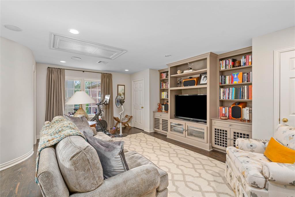 3928 Coleridge Street