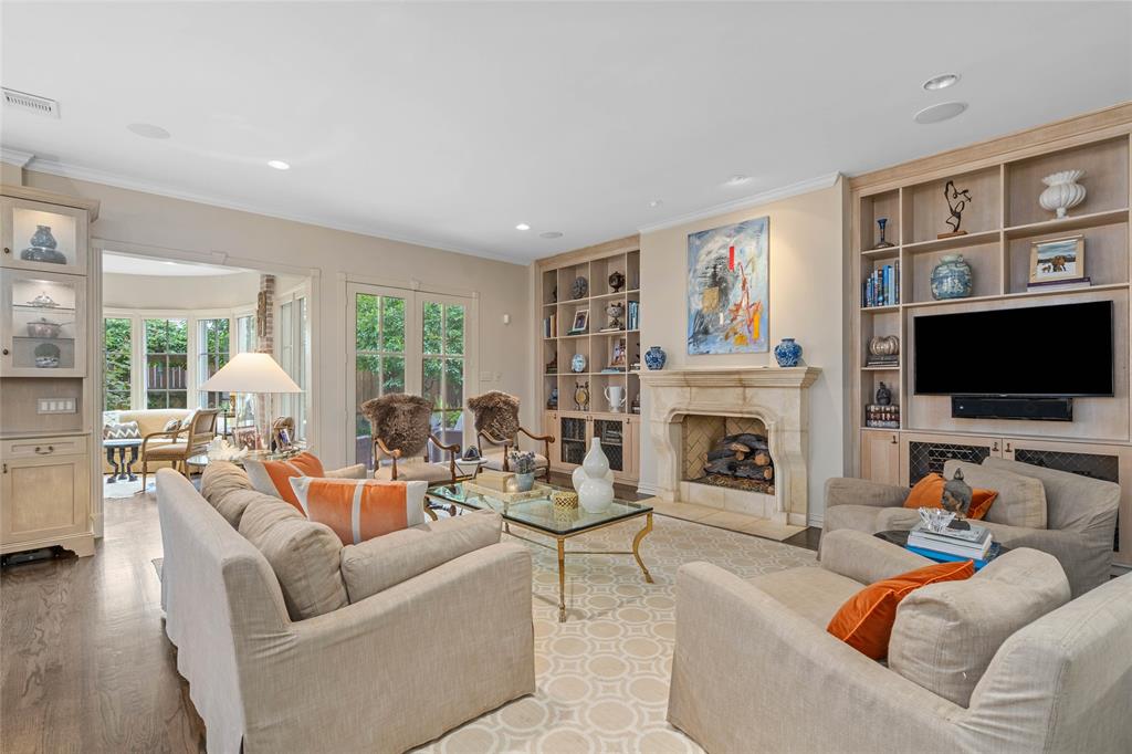 3928 Coleridge Street