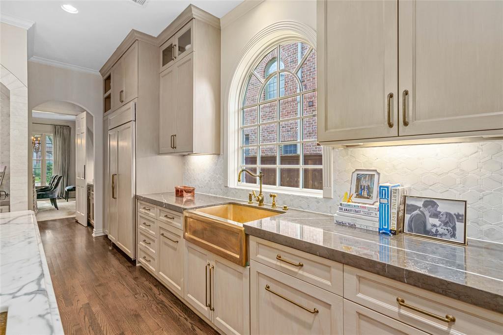 3928 Coleridge Street