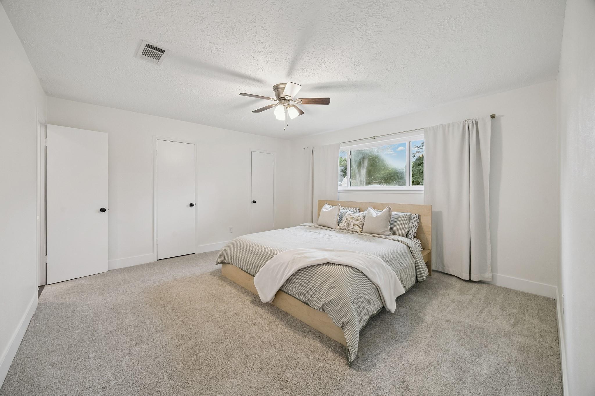 2003 Round Lake Drive
