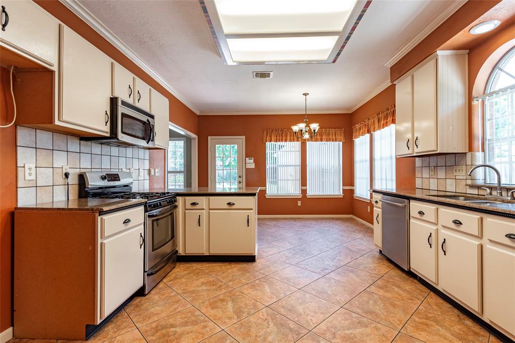 4003 Canyon Brook Court