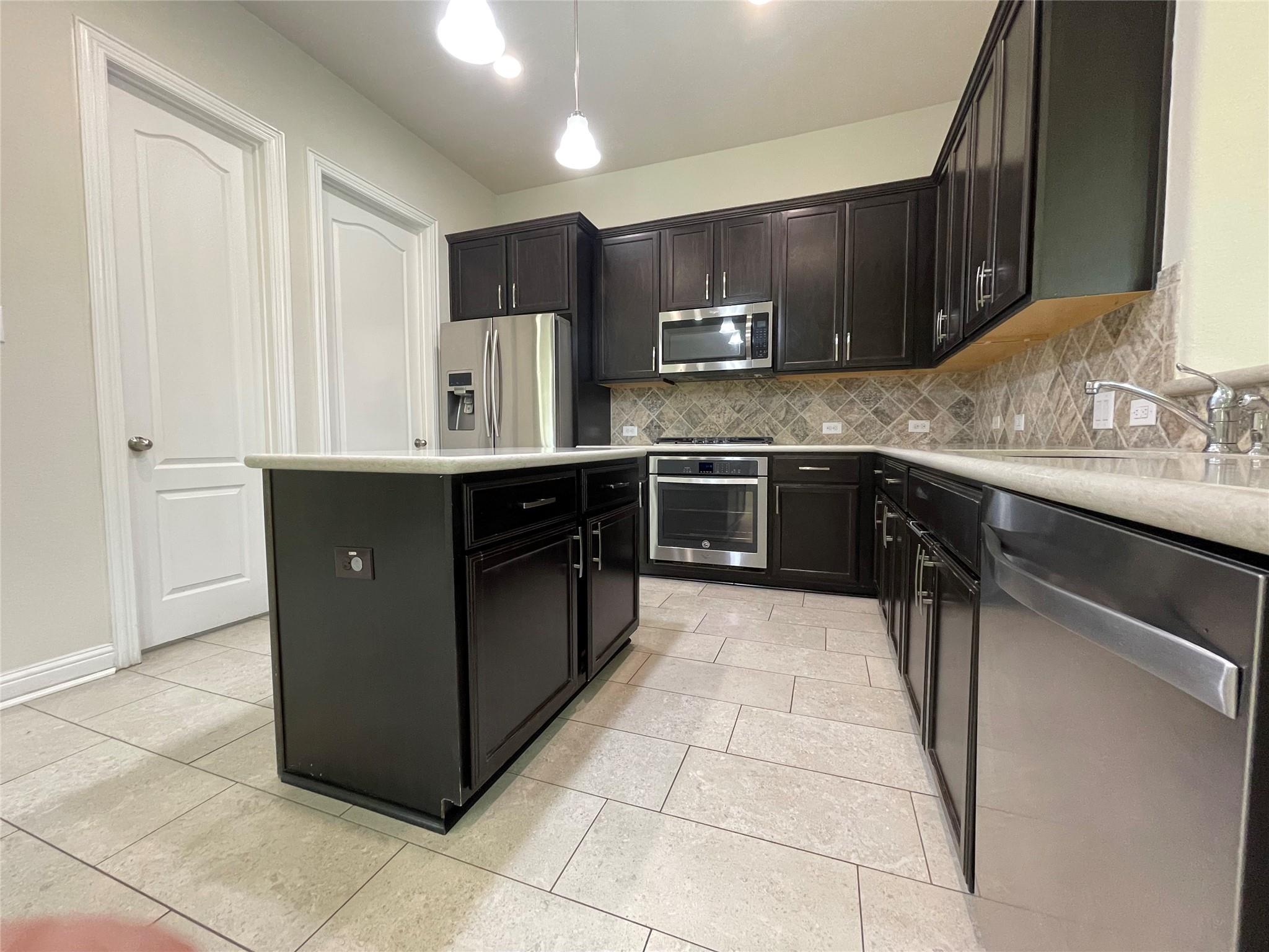 2116 Rosenthal Lane