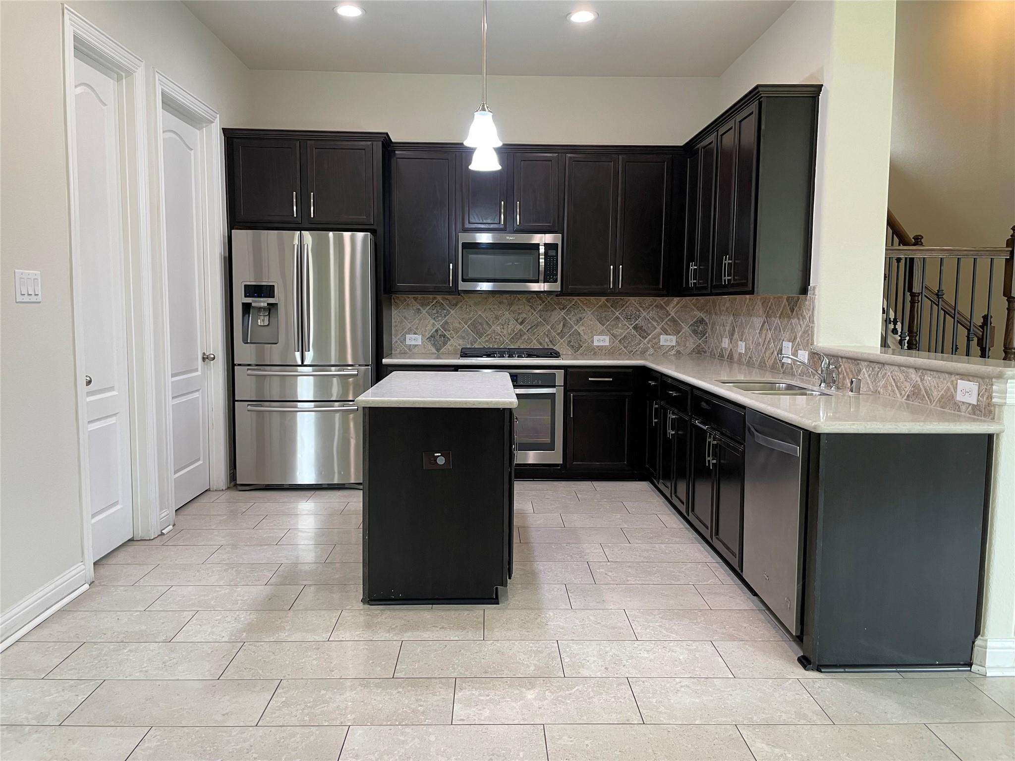 2116 Rosenthal Lane