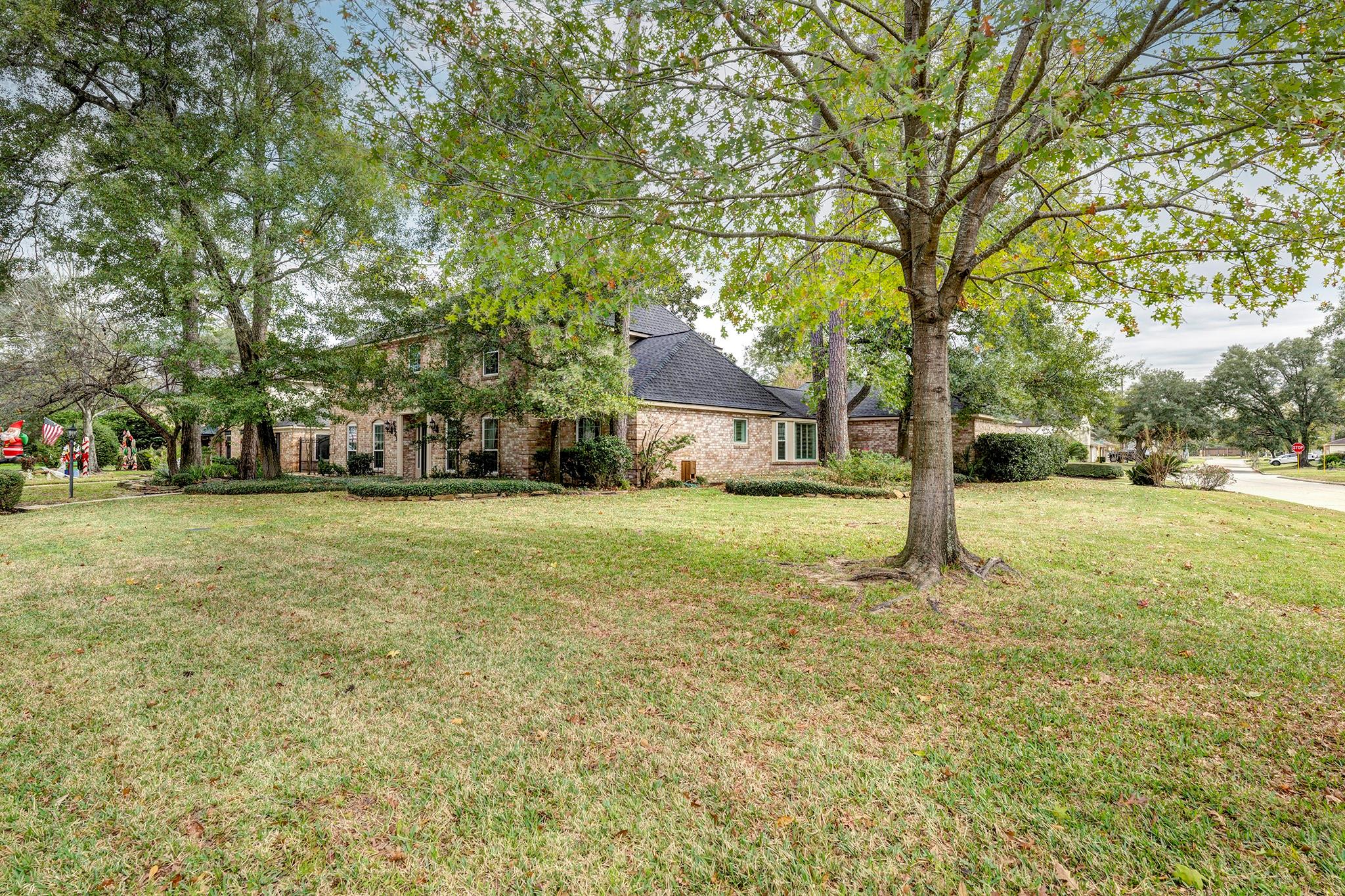 6623 Ampton Drive
