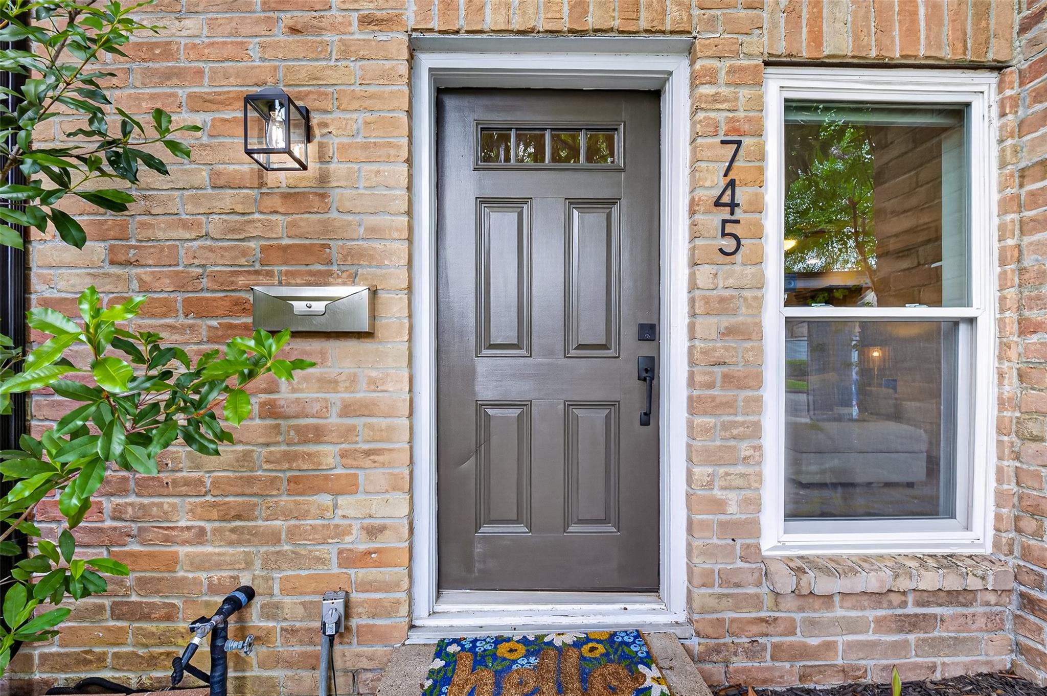 745 Worthshire Street