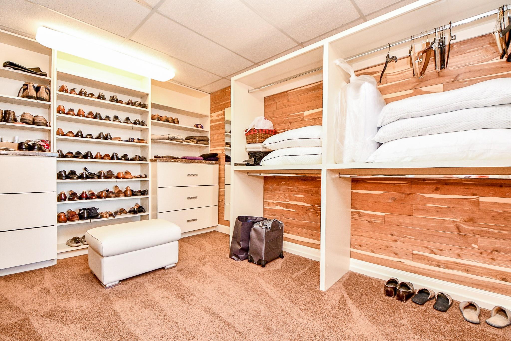 121 N Post Oak Lane # 1102