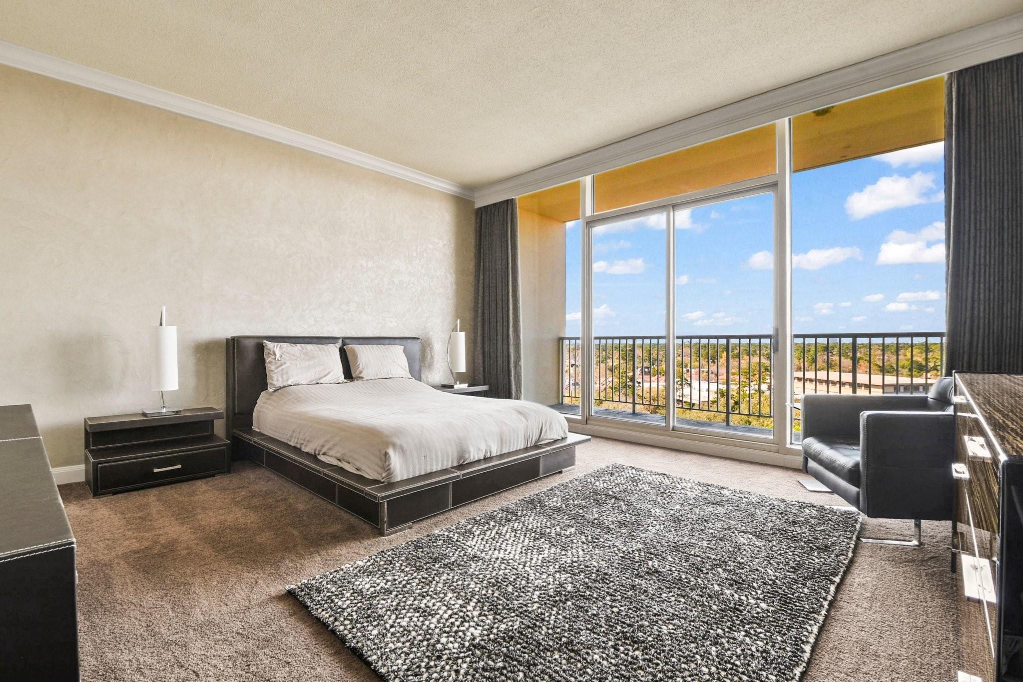 121 N Post Oak Lane # 1102