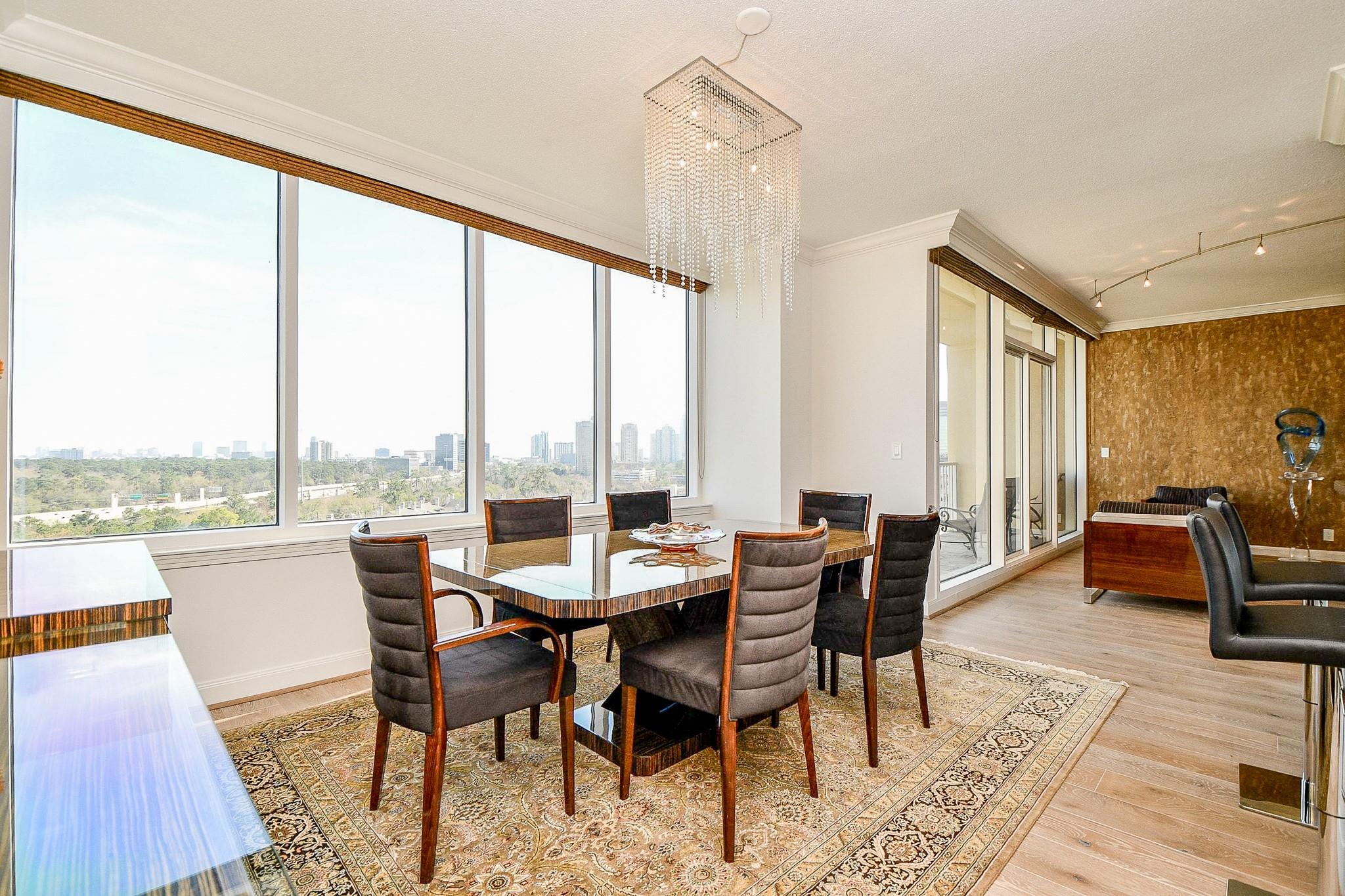 121 N Post Oak Lane # 1102