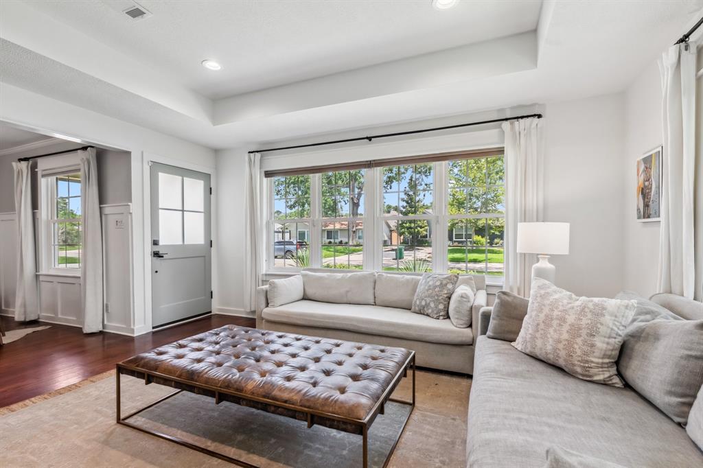 1219 Cheshire Lane