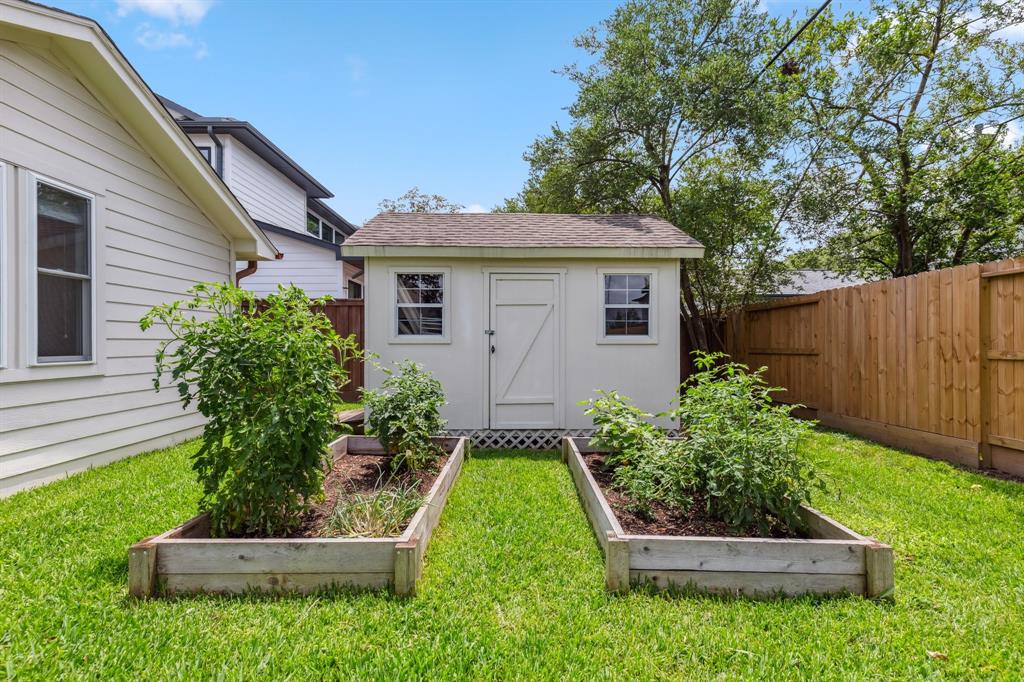 1219 Cheshire Lane