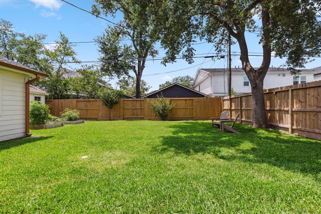 1219 Cheshire Lane