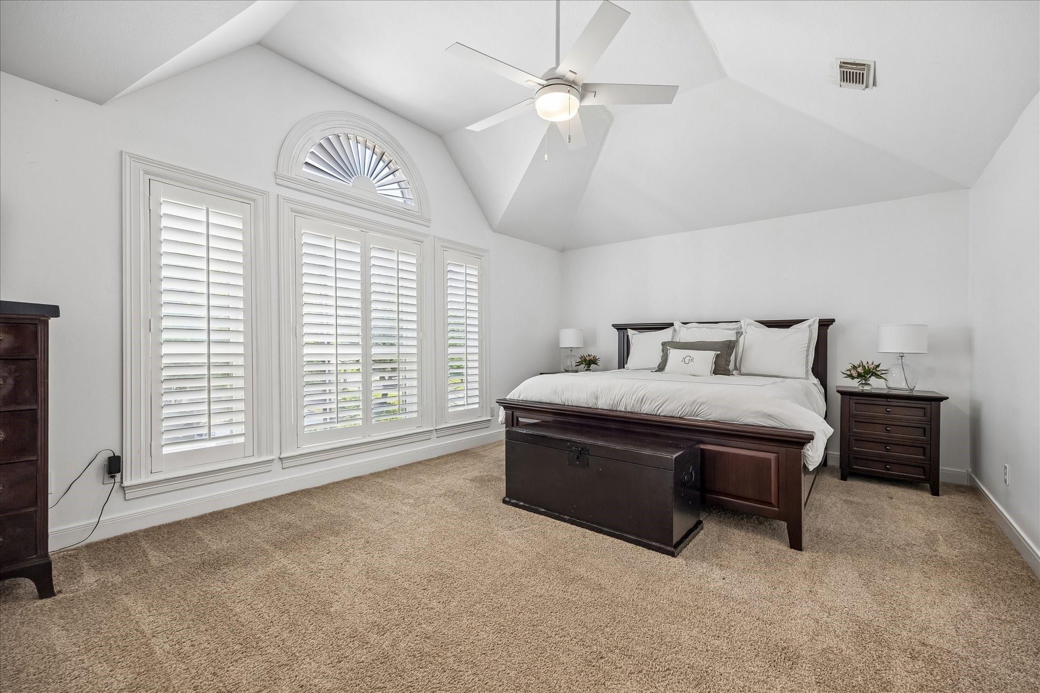 4256 Sunset Boulevard