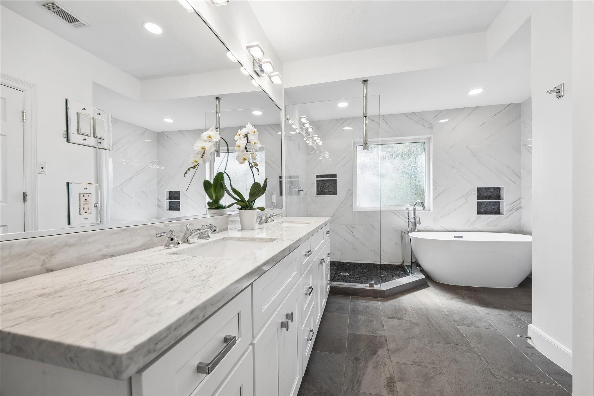 4256 Sunset Boulevard