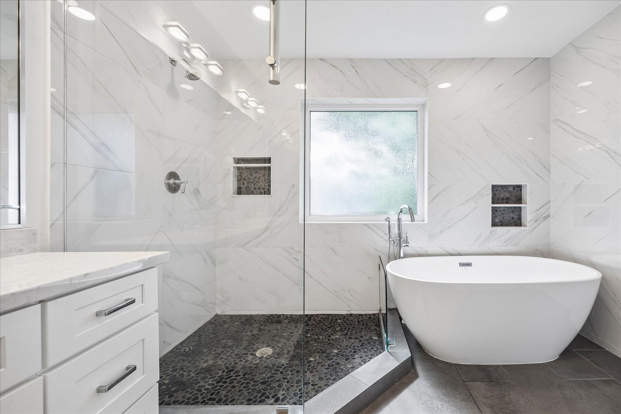 4256 Sunset Boulevard