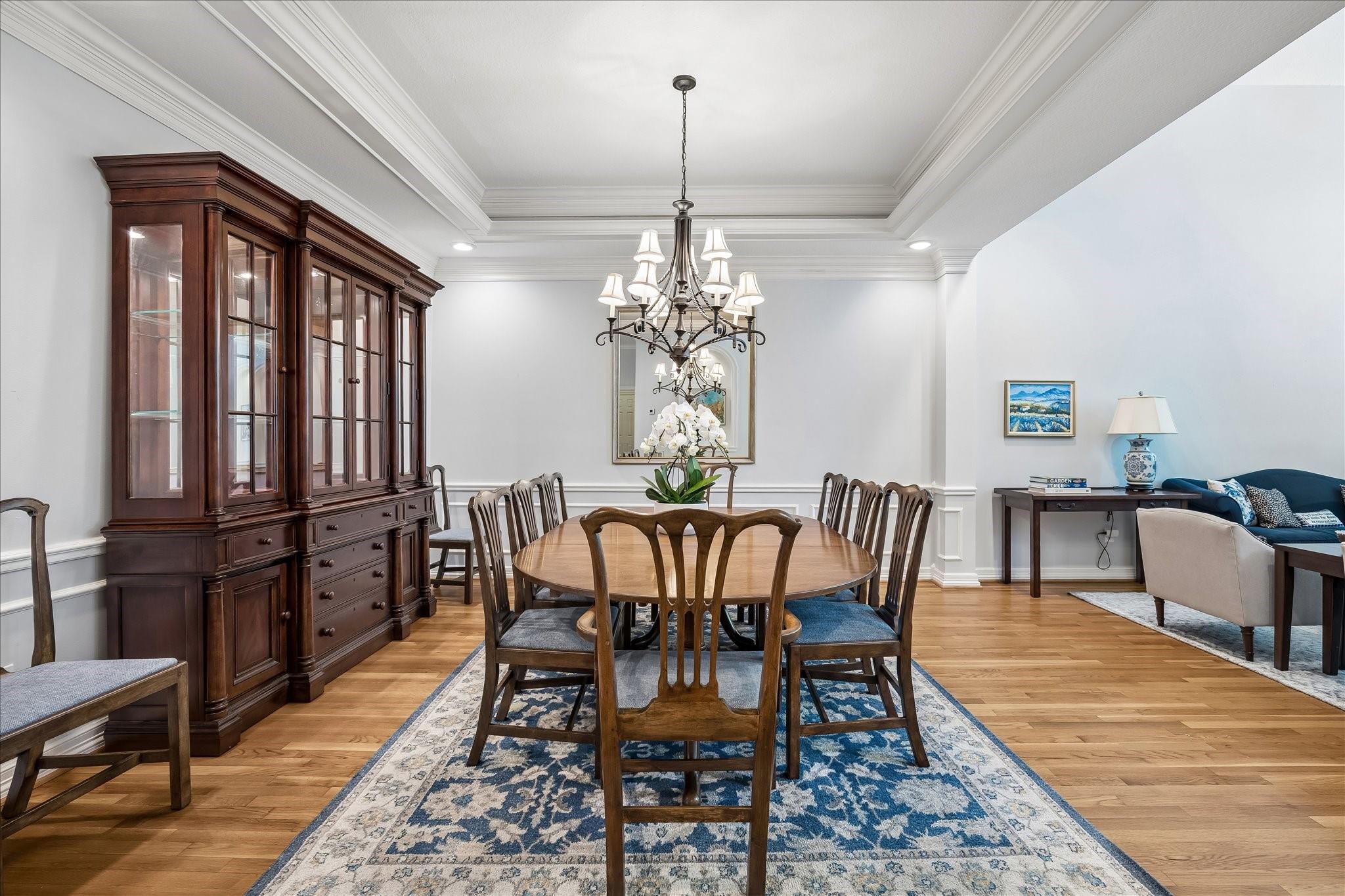 4256 Sunset Boulevard