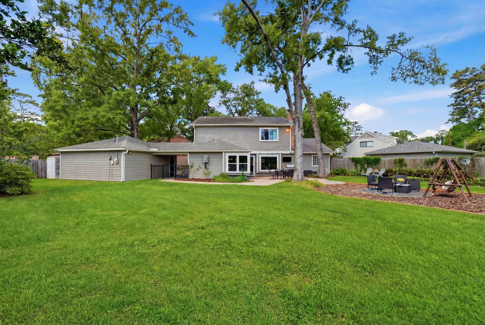 8307 Creekstone Circle