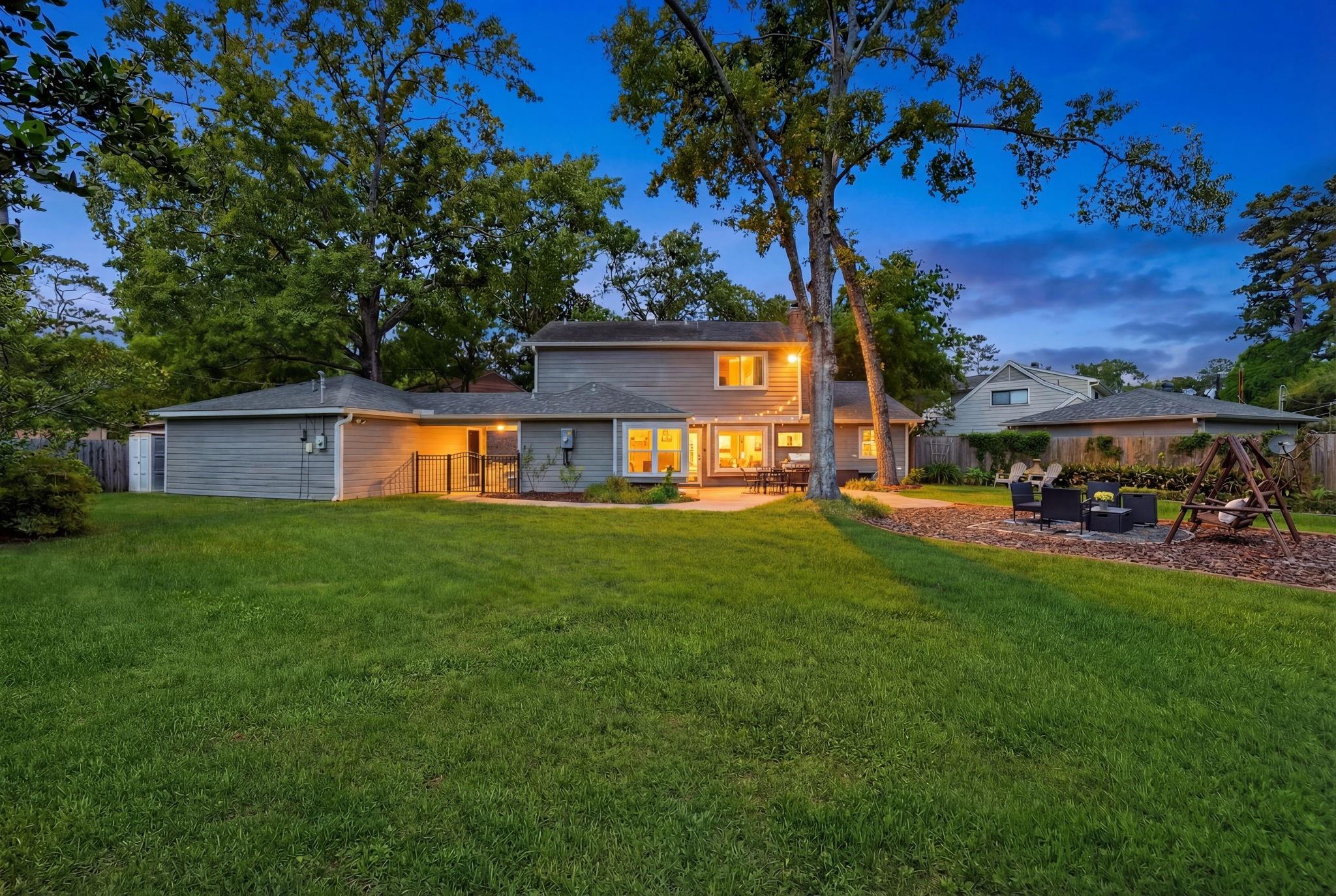 8307 Creekstone Circle