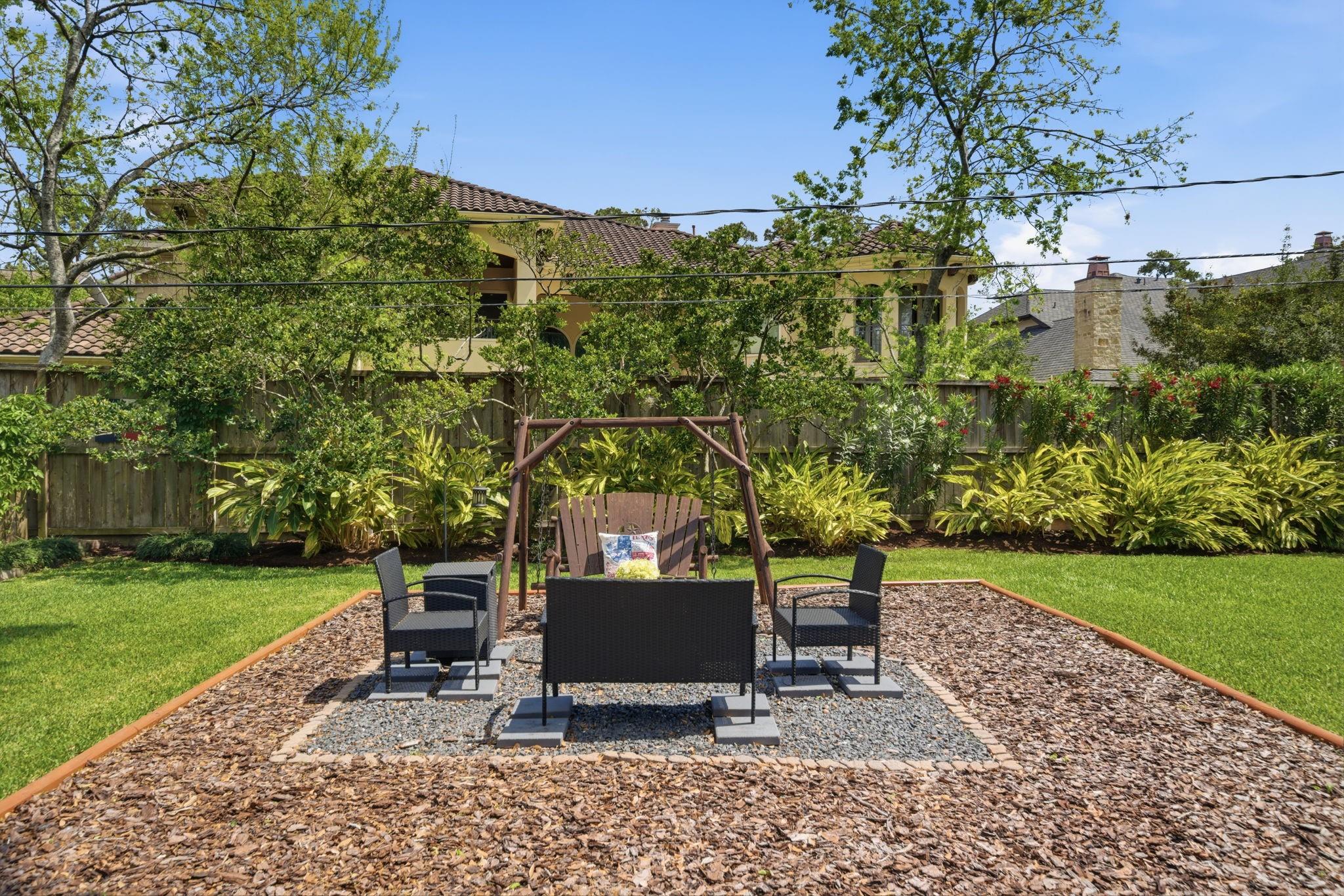 8307 Creekstone Circle