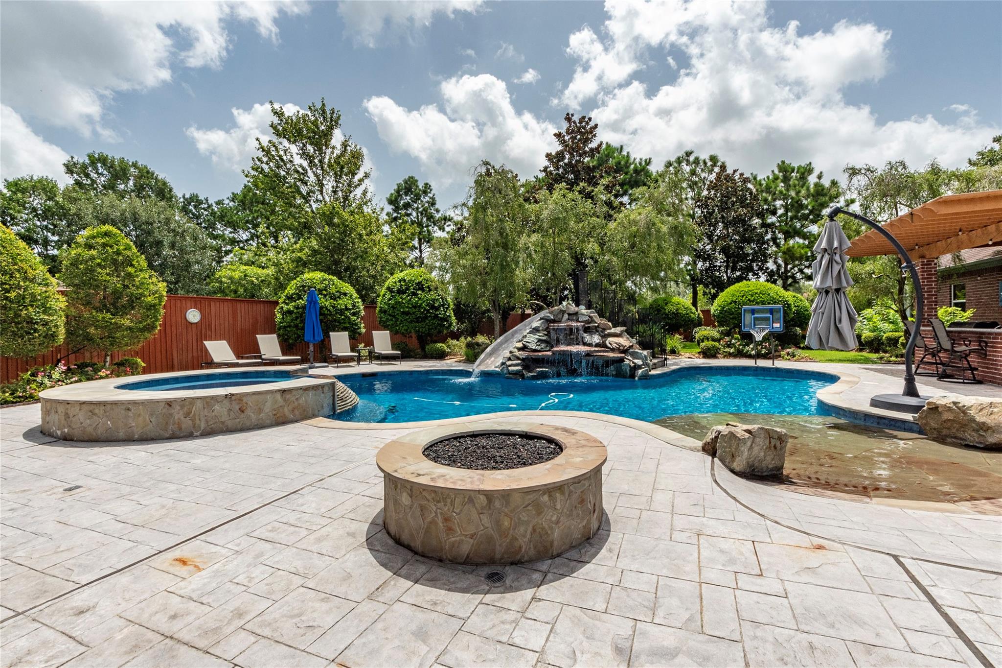 807 Murphy Lane