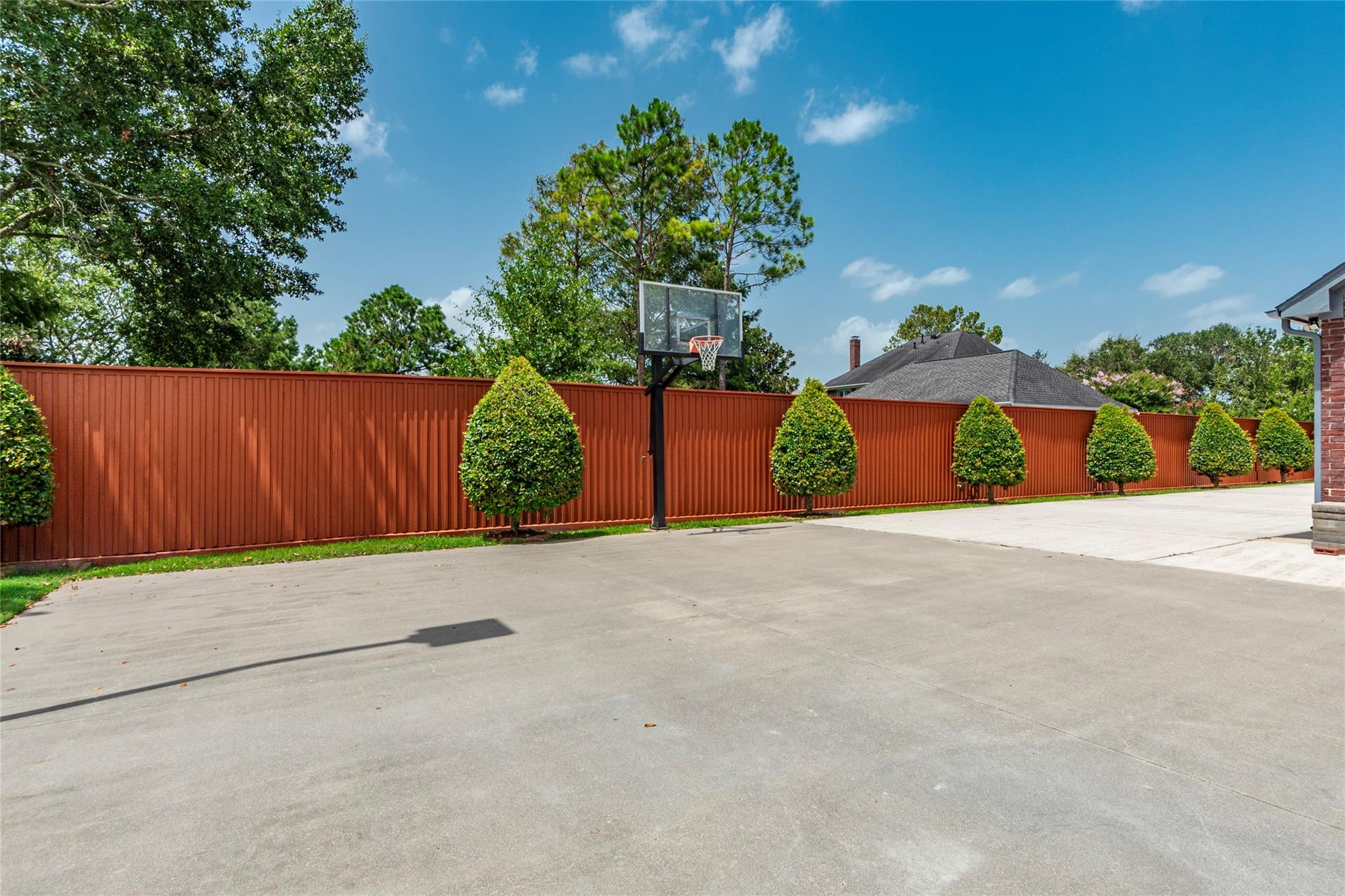 807 Murphy Lane