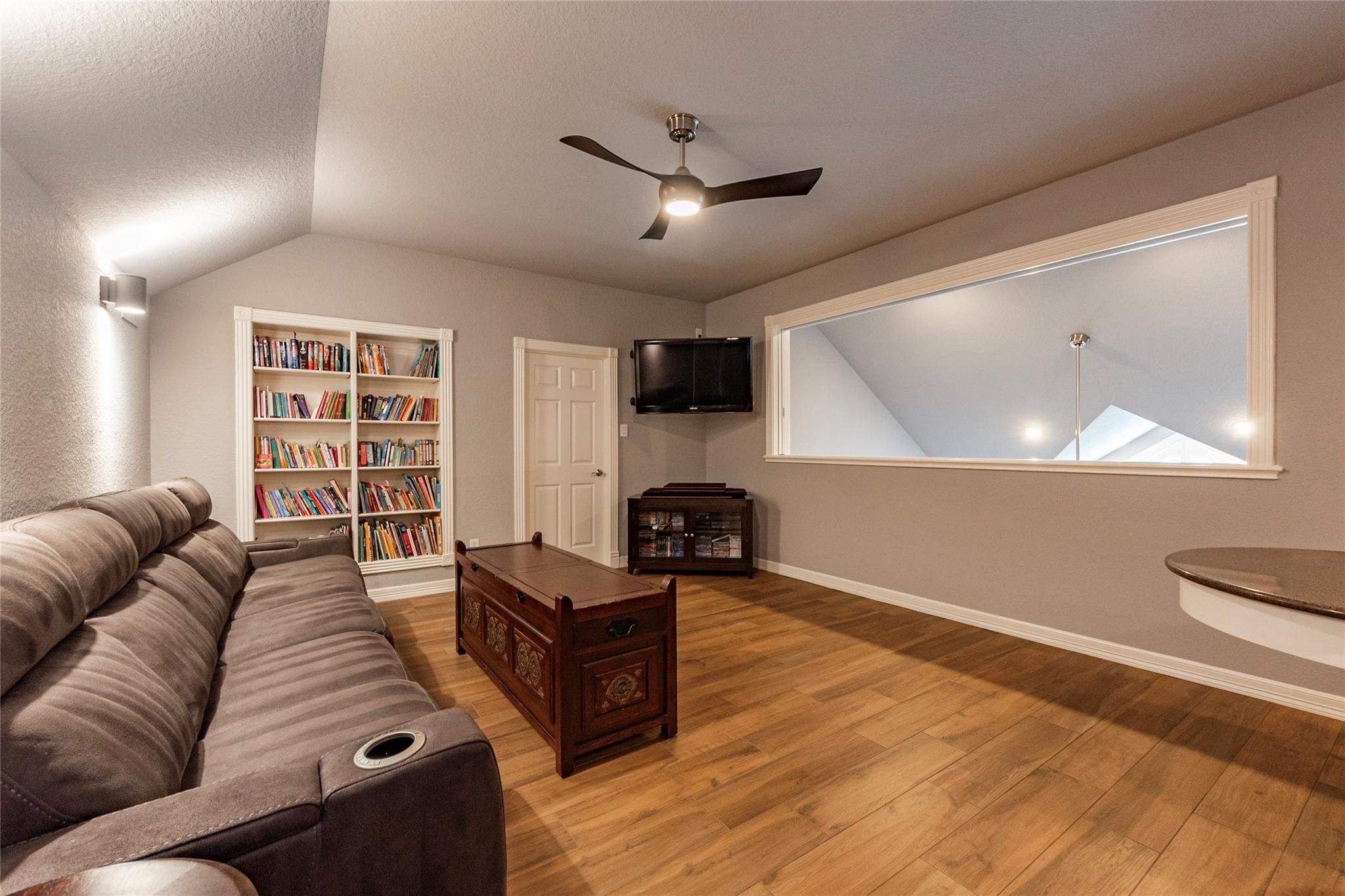 807 Murphy Lane