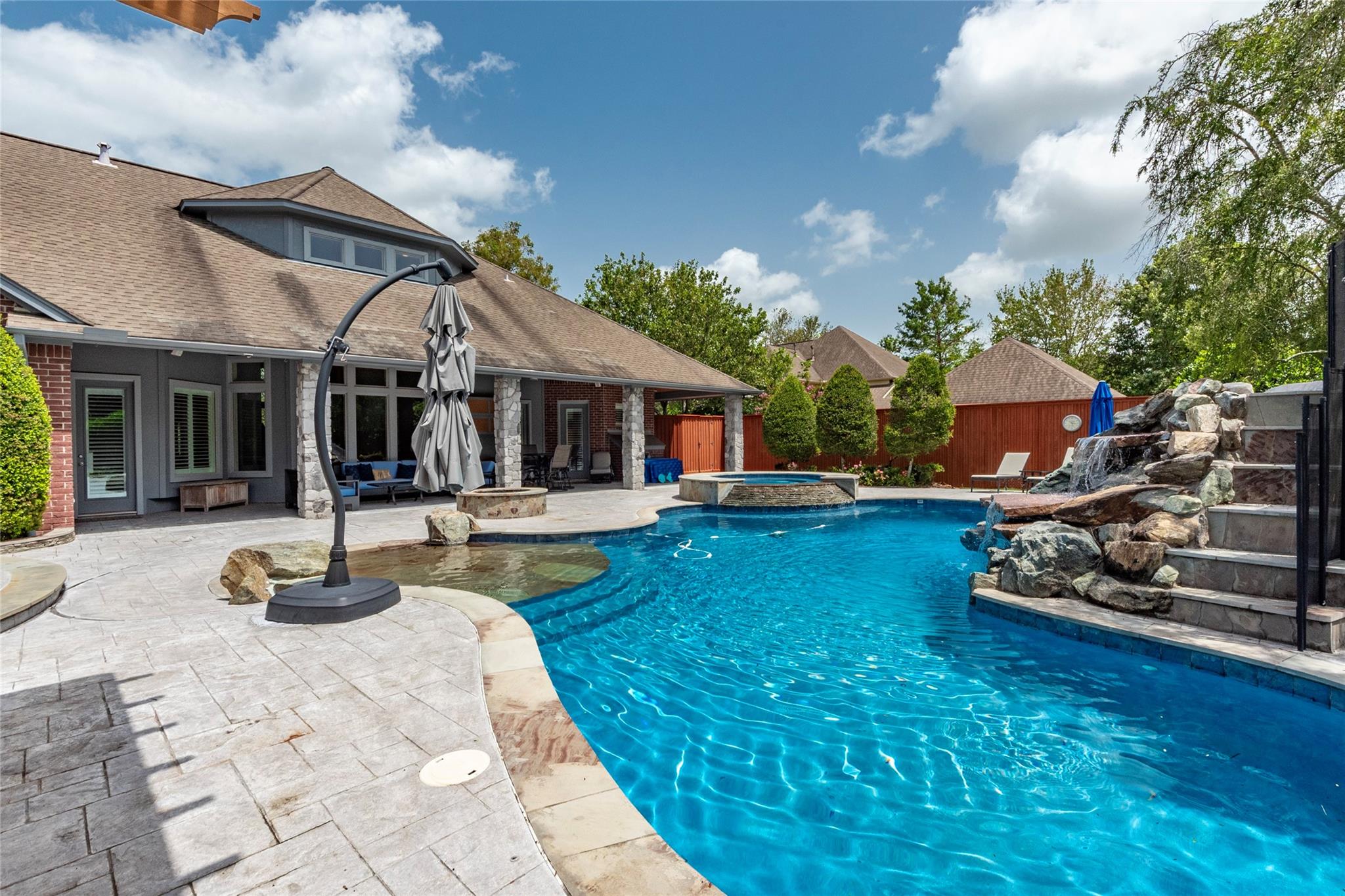 807 Murphy Lane