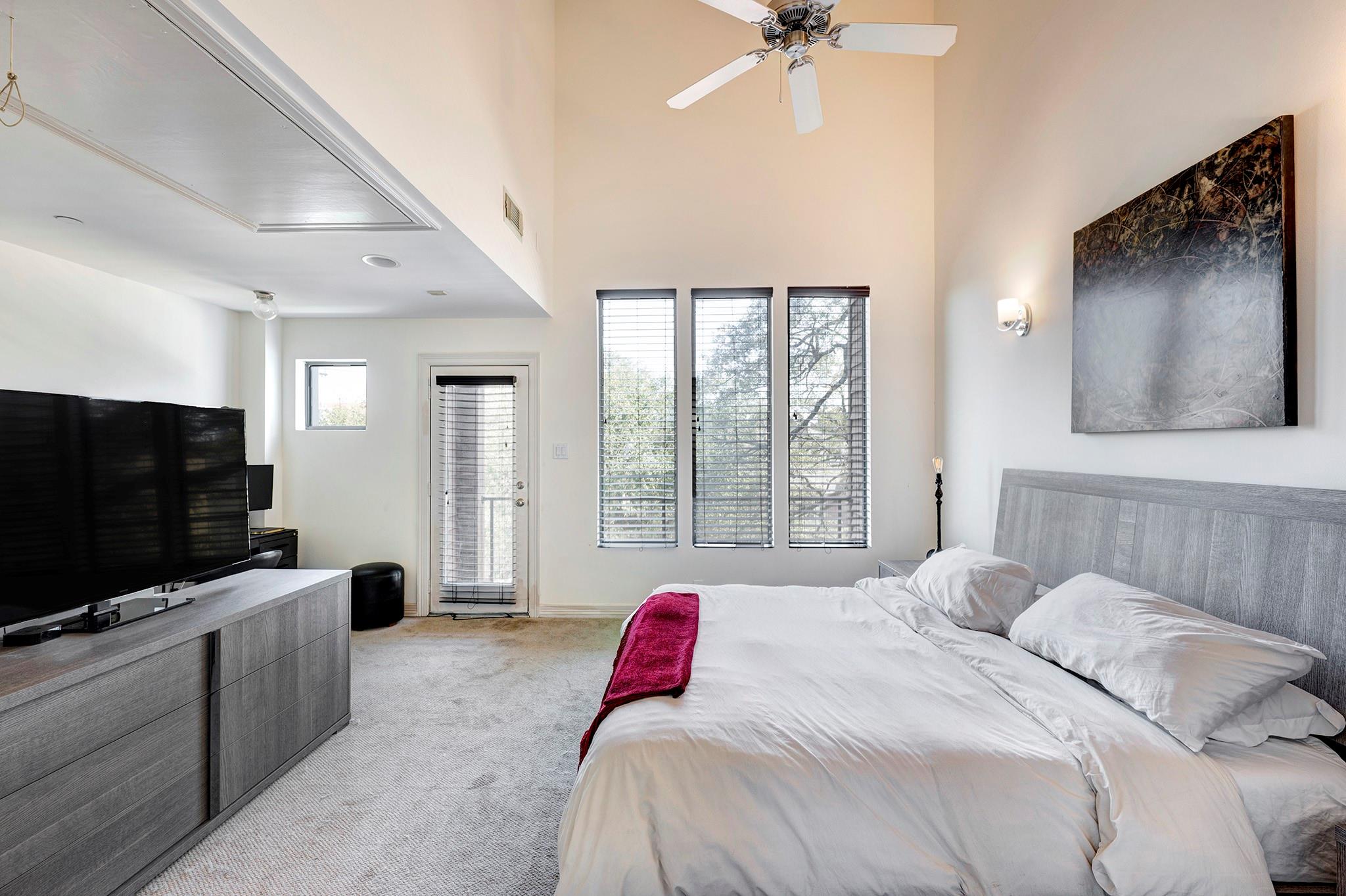 1525 Birdsall # B