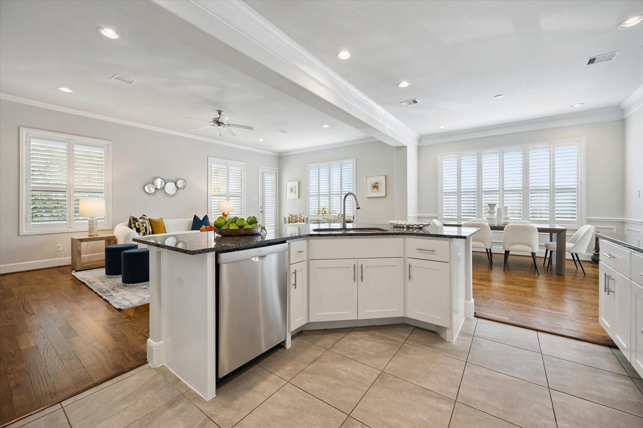 3826 Brinkman Street