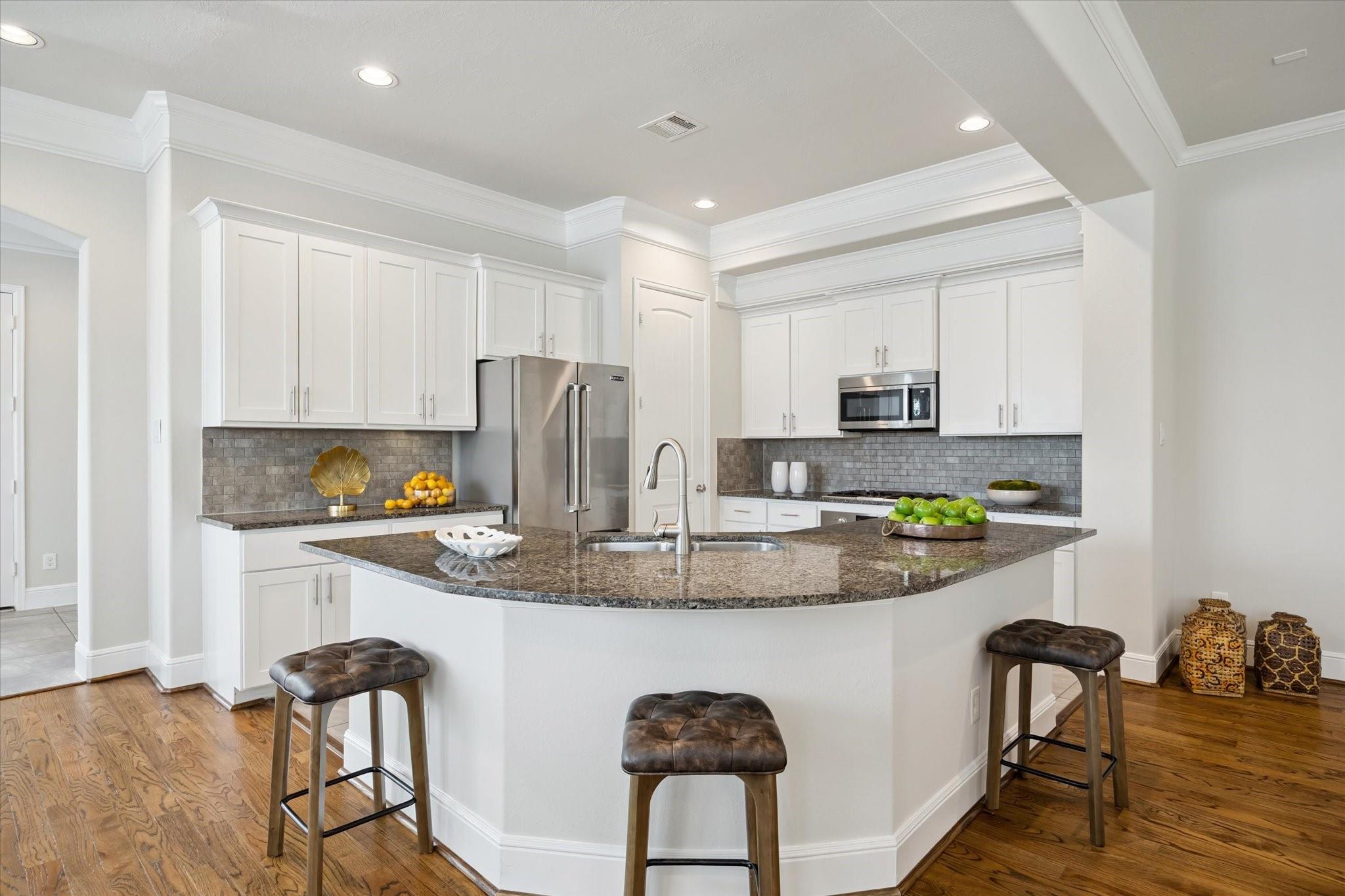 3826 Brinkman Street