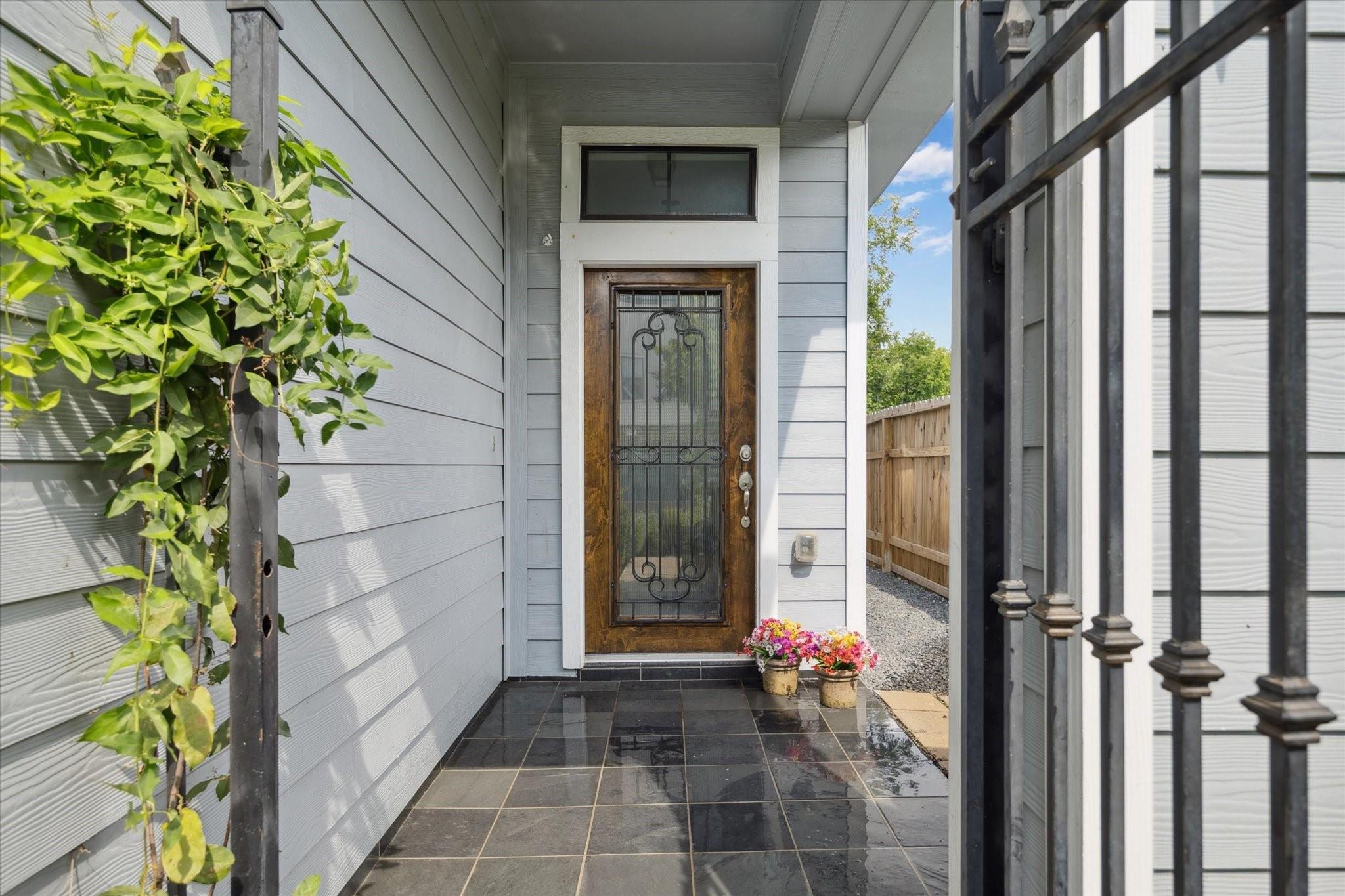 3826 Brinkman Street