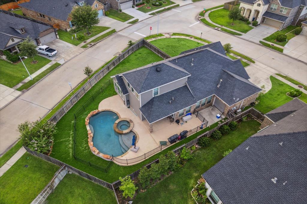 406 Stonebrook Lane