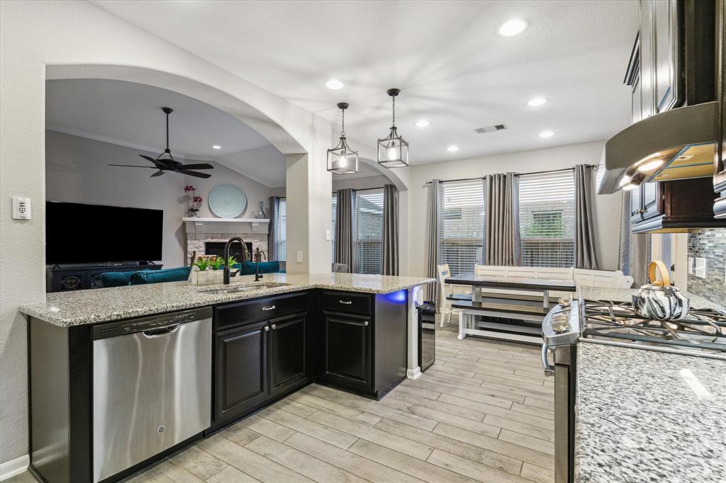 406 Stonebrook Lane