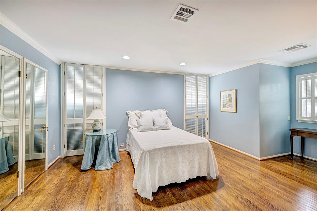 13815 Pinerock Lane