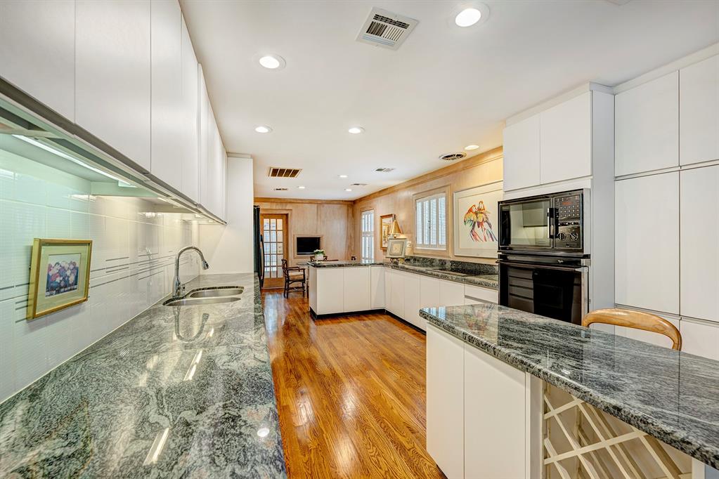 13815 Pinerock Lane