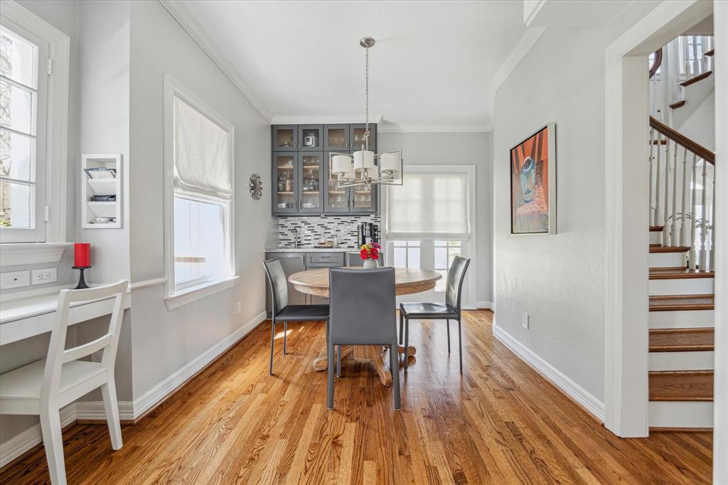 2007 Bolsover Street