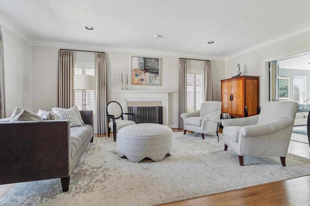 2007 Bolsover Street