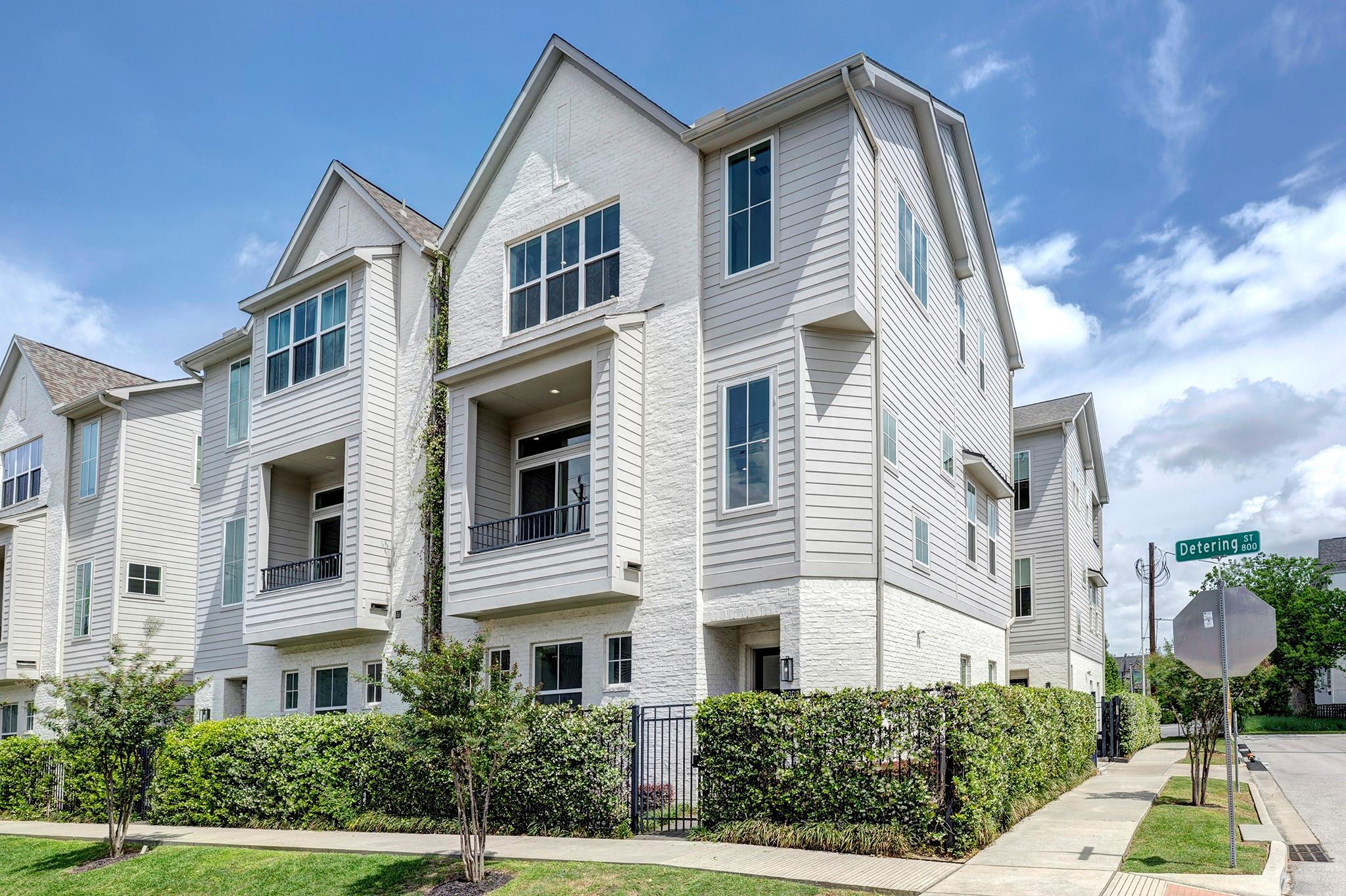 802 Detering Street