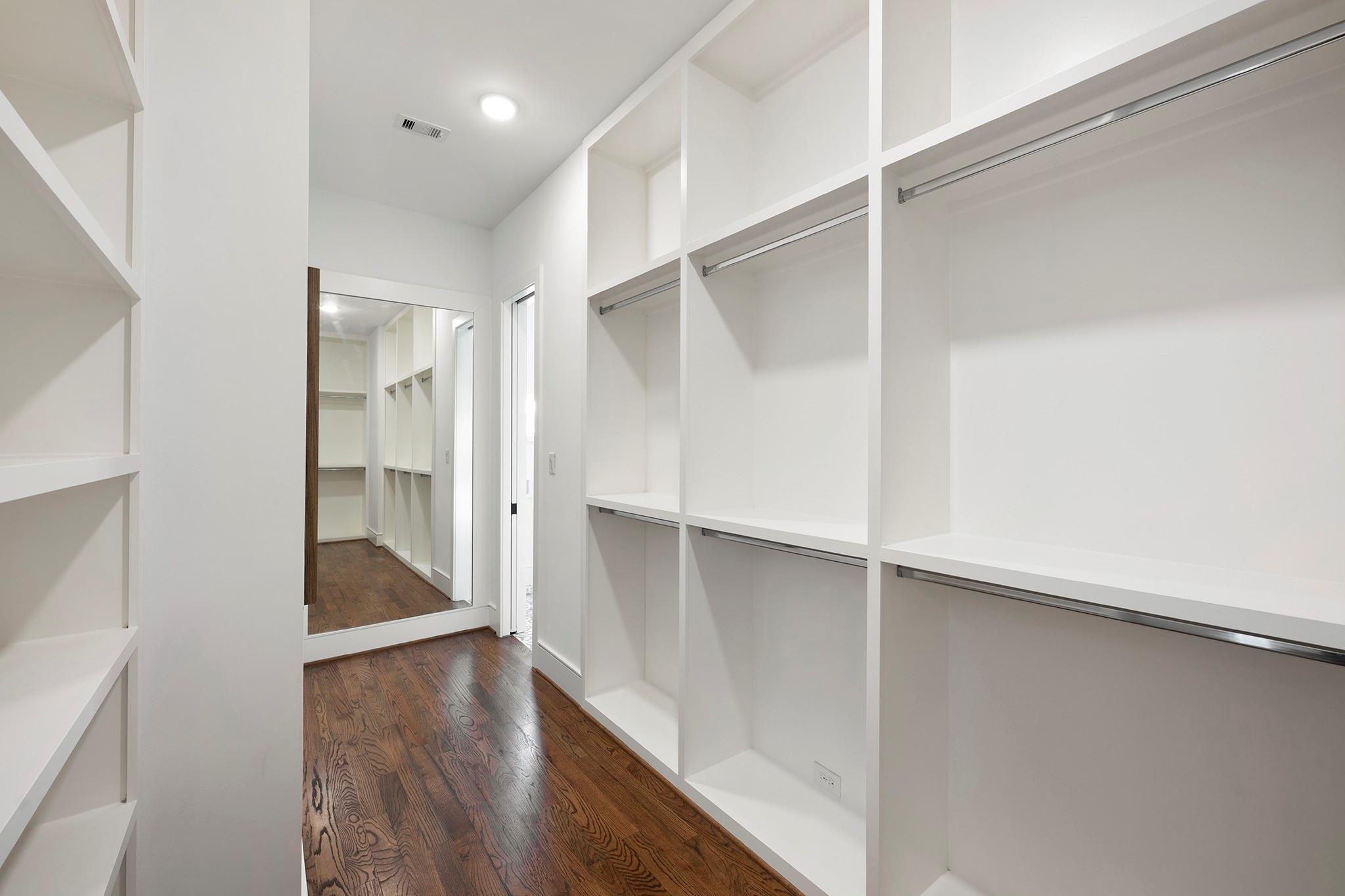 802 Detering Street